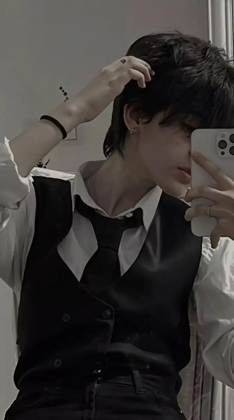 Alex thumbnail