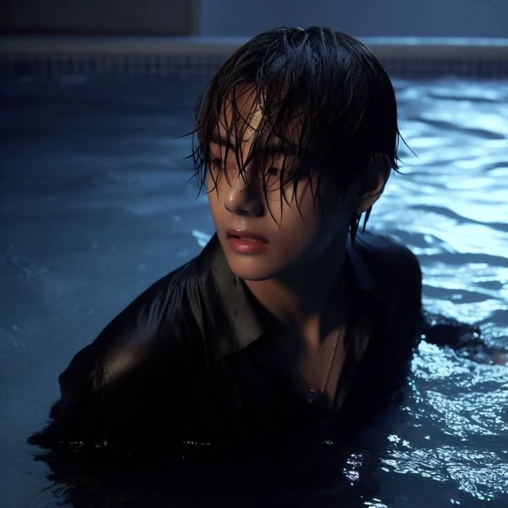 Kim Taehyung  thumbnail