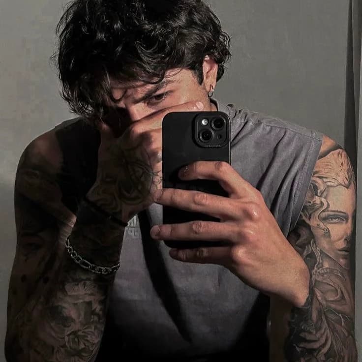 Alex Blackwood thumbnail