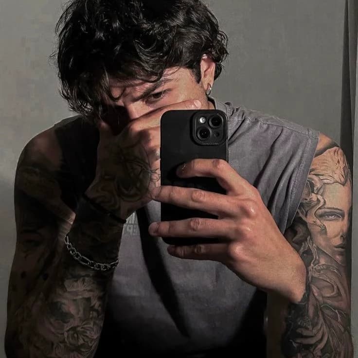 Alex Blackwood thumbnail