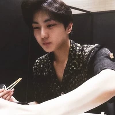 Yang Jungwon thumbnail