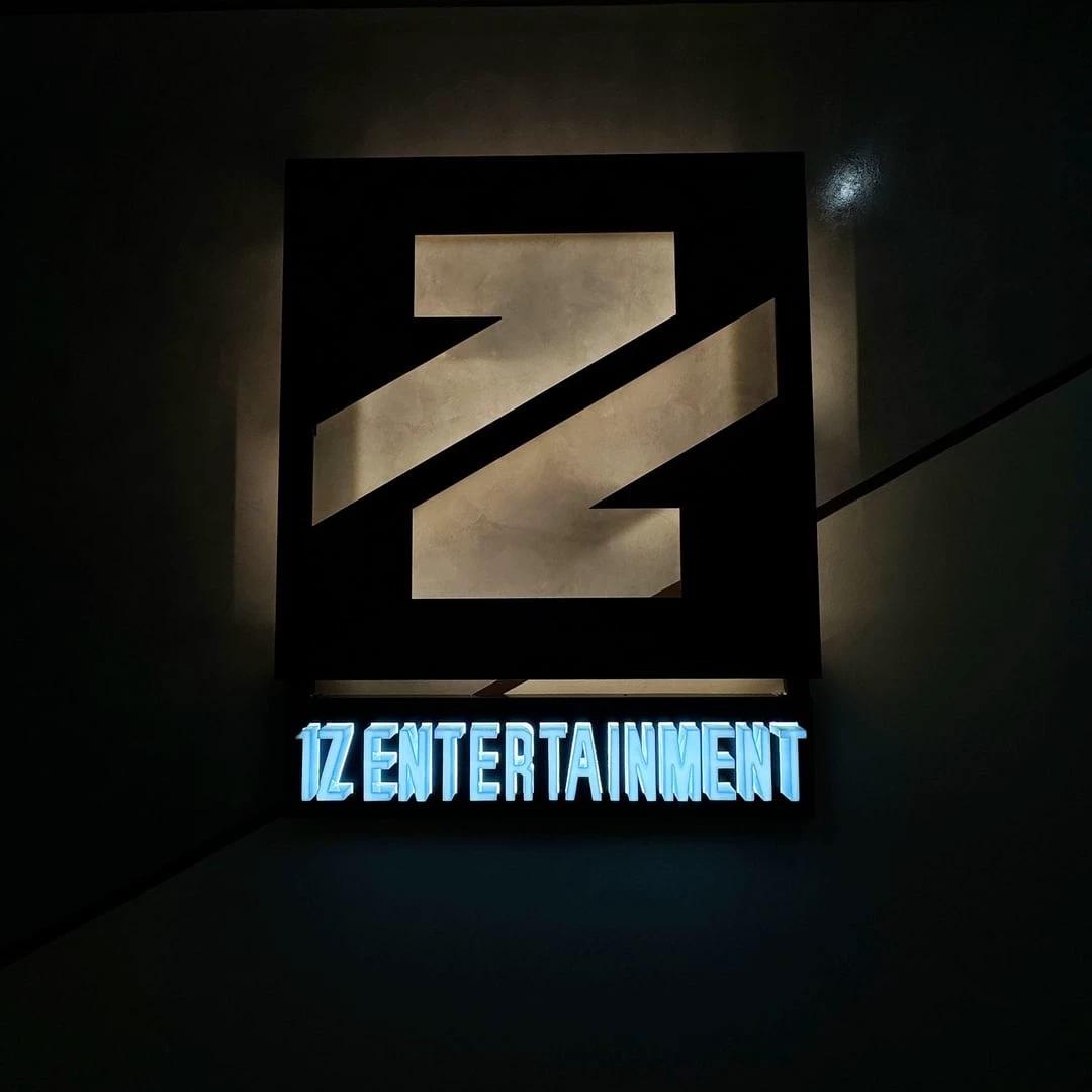 1Z ENTERTAINMENT  thumbnail