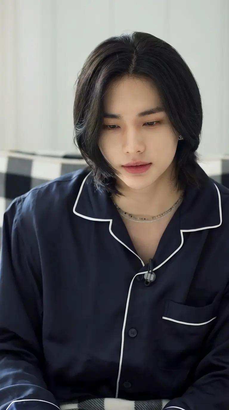 Hyunjin Hwang thumbnail