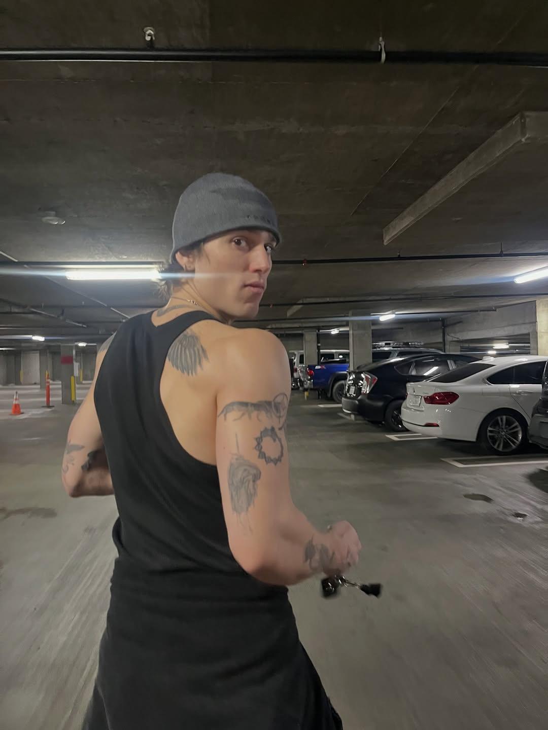 Vinnie Hacker thumbnail