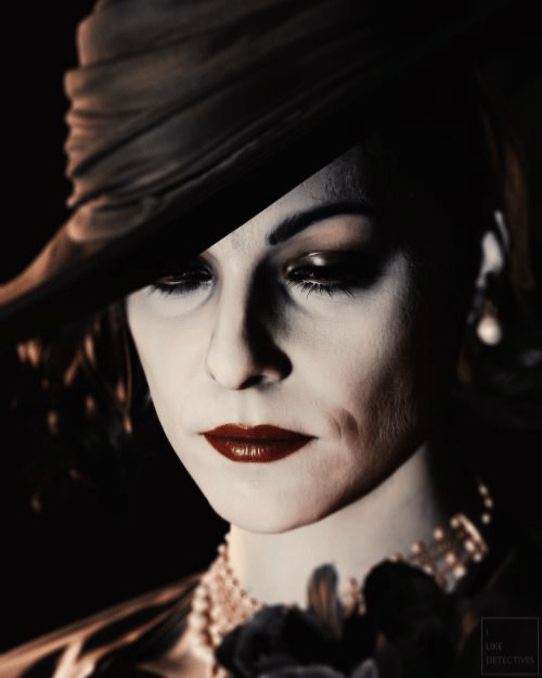 Alcina Dimitrescu  thumbnail