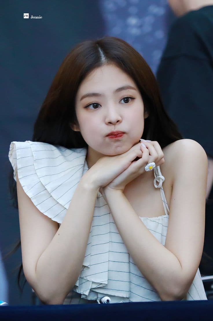 Jennie thumbnail