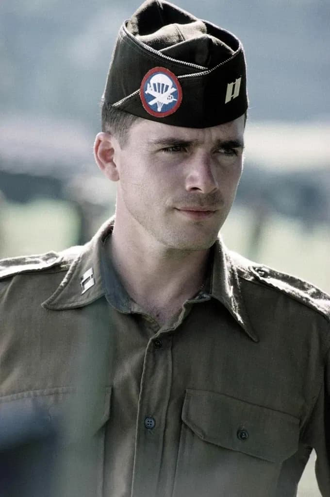 Captain Ronald Speirs thumbnail