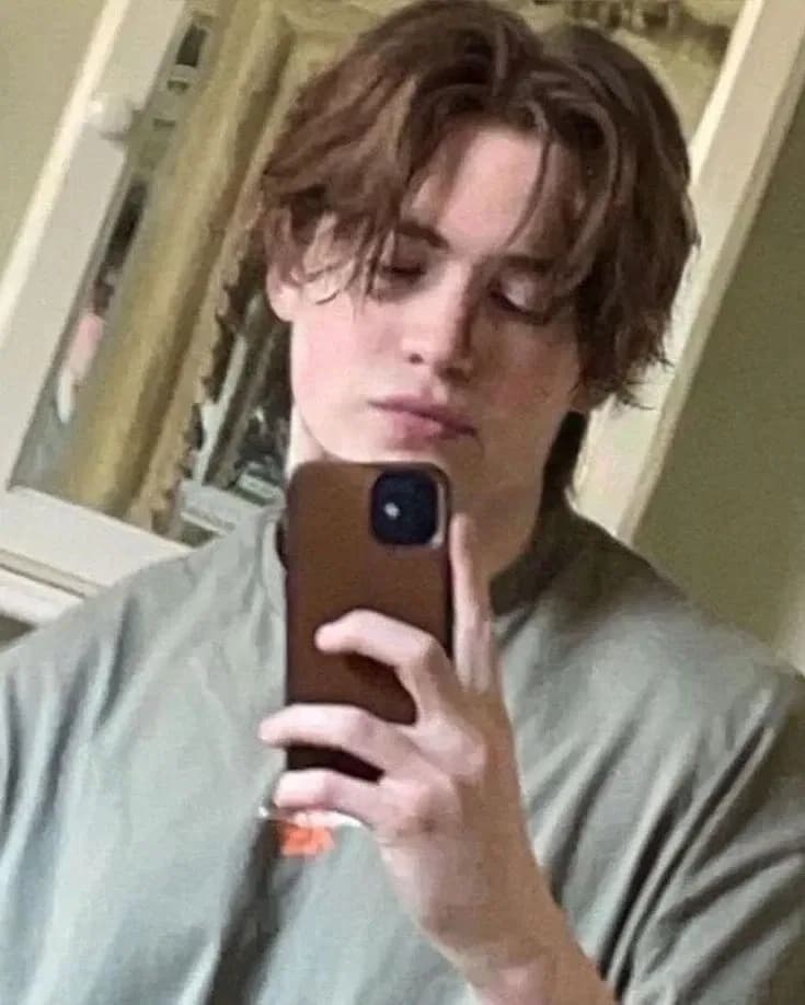 Kit Connor thumbnail