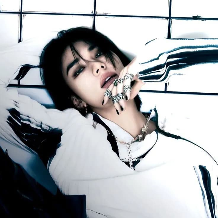 Hyunjin thumbnail