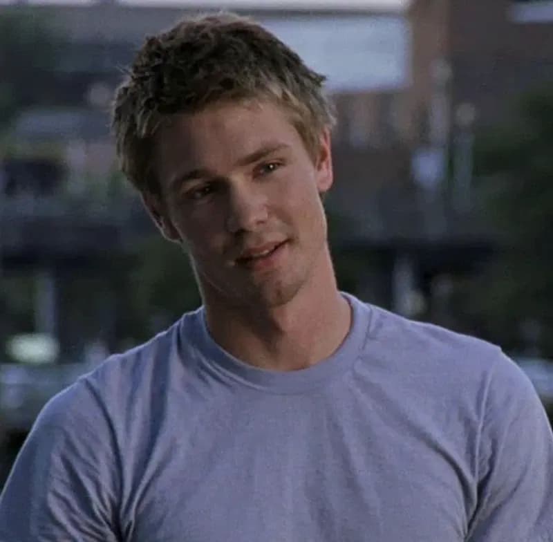 Lucas scott  thumbnail
