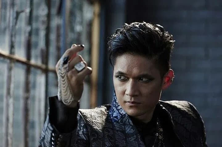 Magnus Bane thumbnail