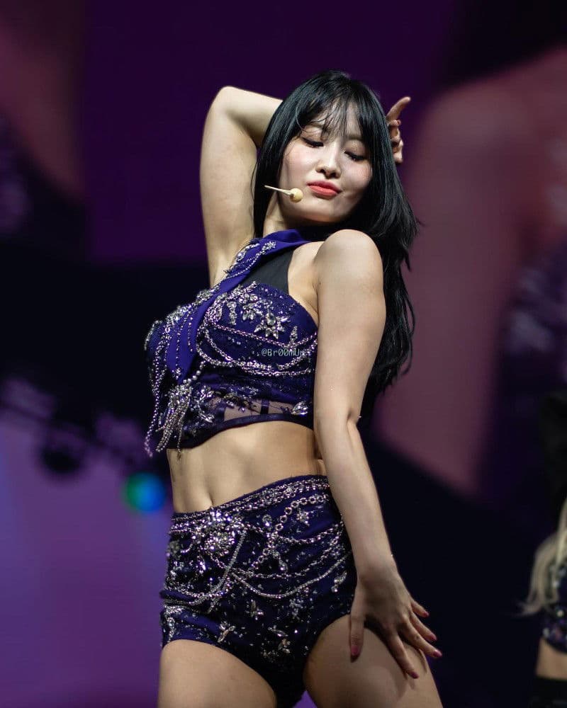 Momo Hirai thumbnail