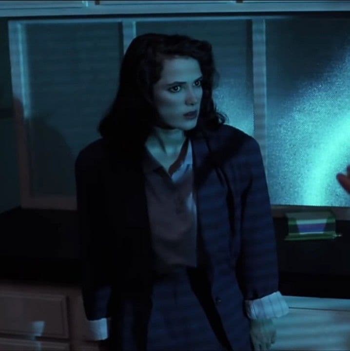 Veronica sawyer thumbnail