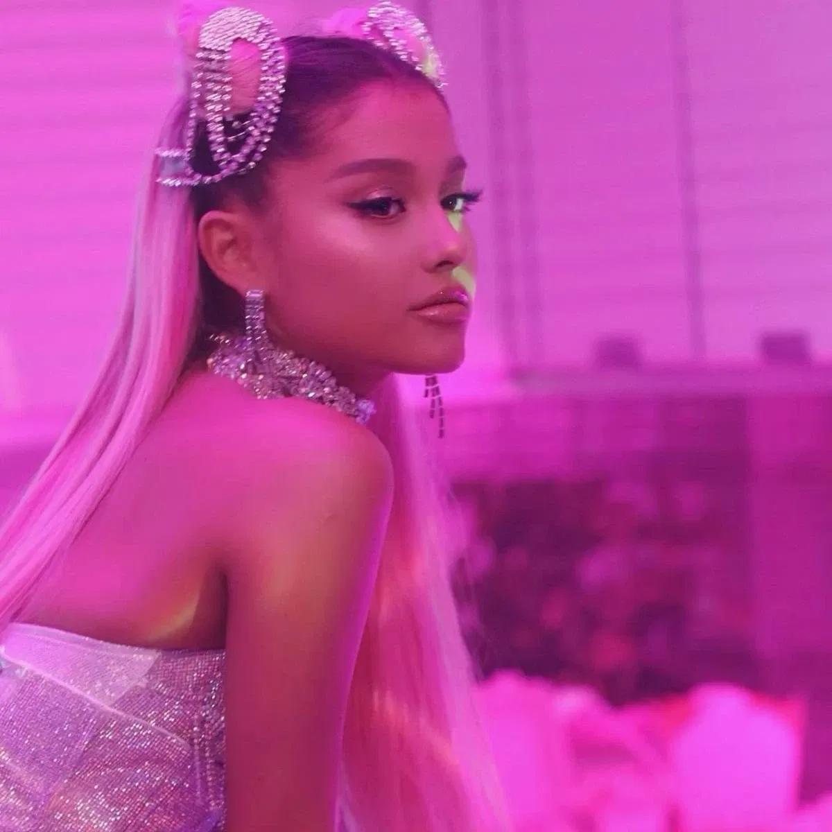 ariana grande thumbnail