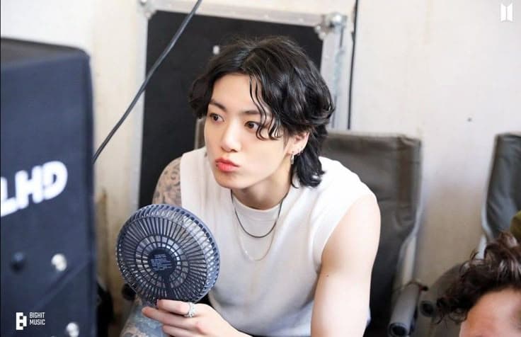 Jungkook thumbnail