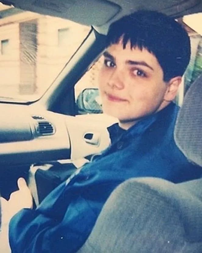 Gerard Way thumbnail