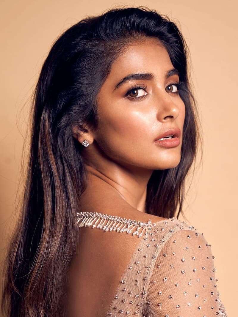 Pooja Hegde thumbnail