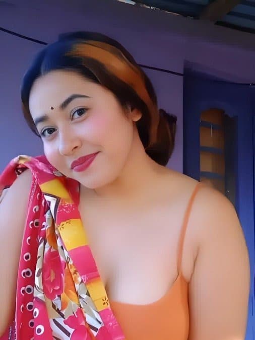 Call Girls in Sarojini Nagar 98116 - 11494 Escort Service thumbnail