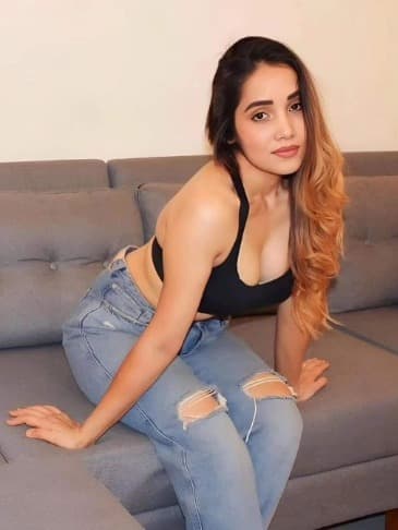 Call Girls In (Gurgaon) Sector-83 ☎️97111⌁00155✅Delhi Escort Service 24×7 thumbnail
