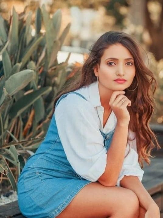 Call Girls In (Gurgaon) Sector-92 ☎️97111⌁00155✅Delhi Escort Service 24×7 thumbnail