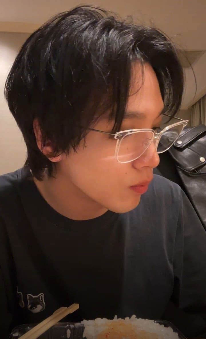 Haechan thumbnail