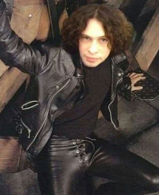 Ray Toro (fashion designer AU) thumbnail