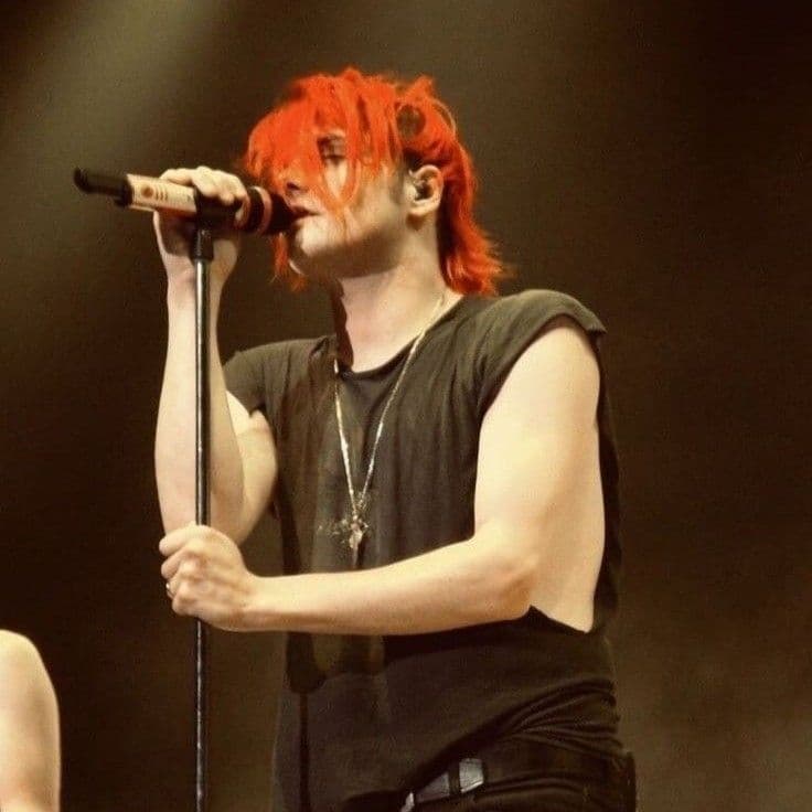 Gerard Way thumbnail