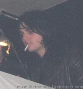gerard way thumbnail