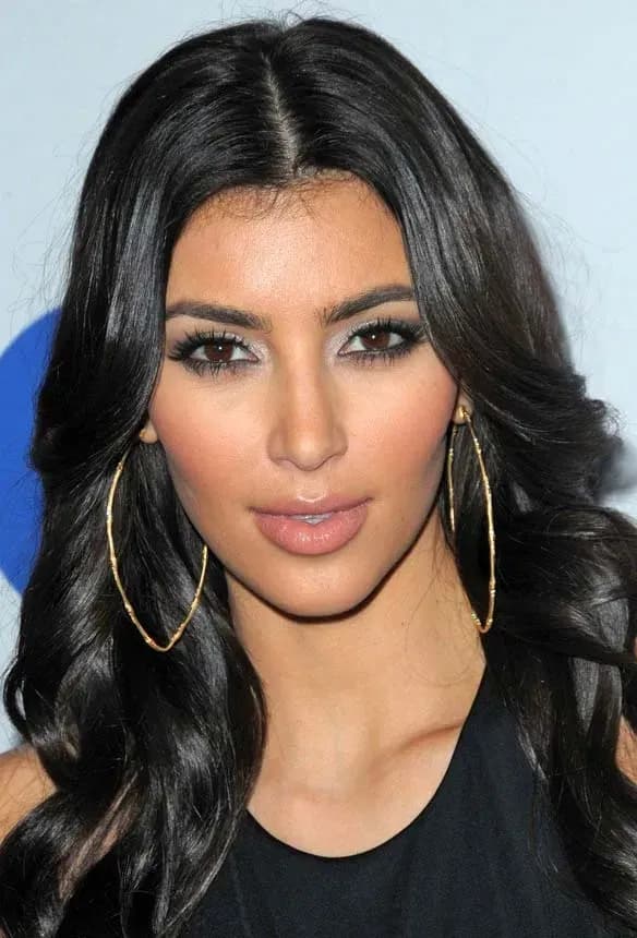 Kim Kardashian thumbnail