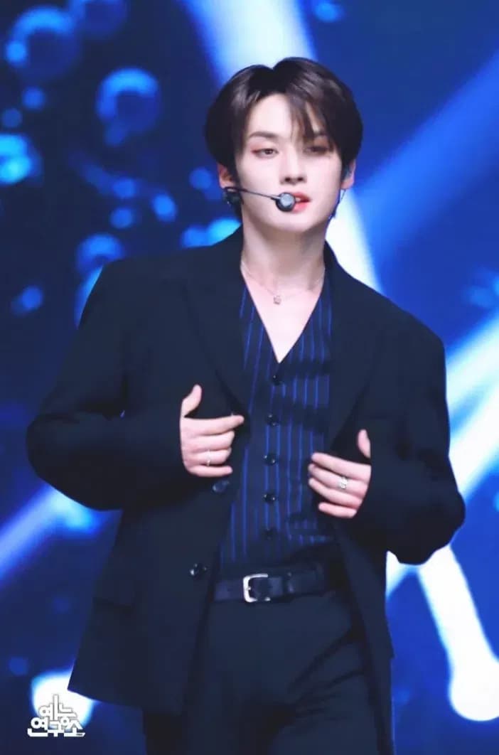Lee Know / Minho thumbnail