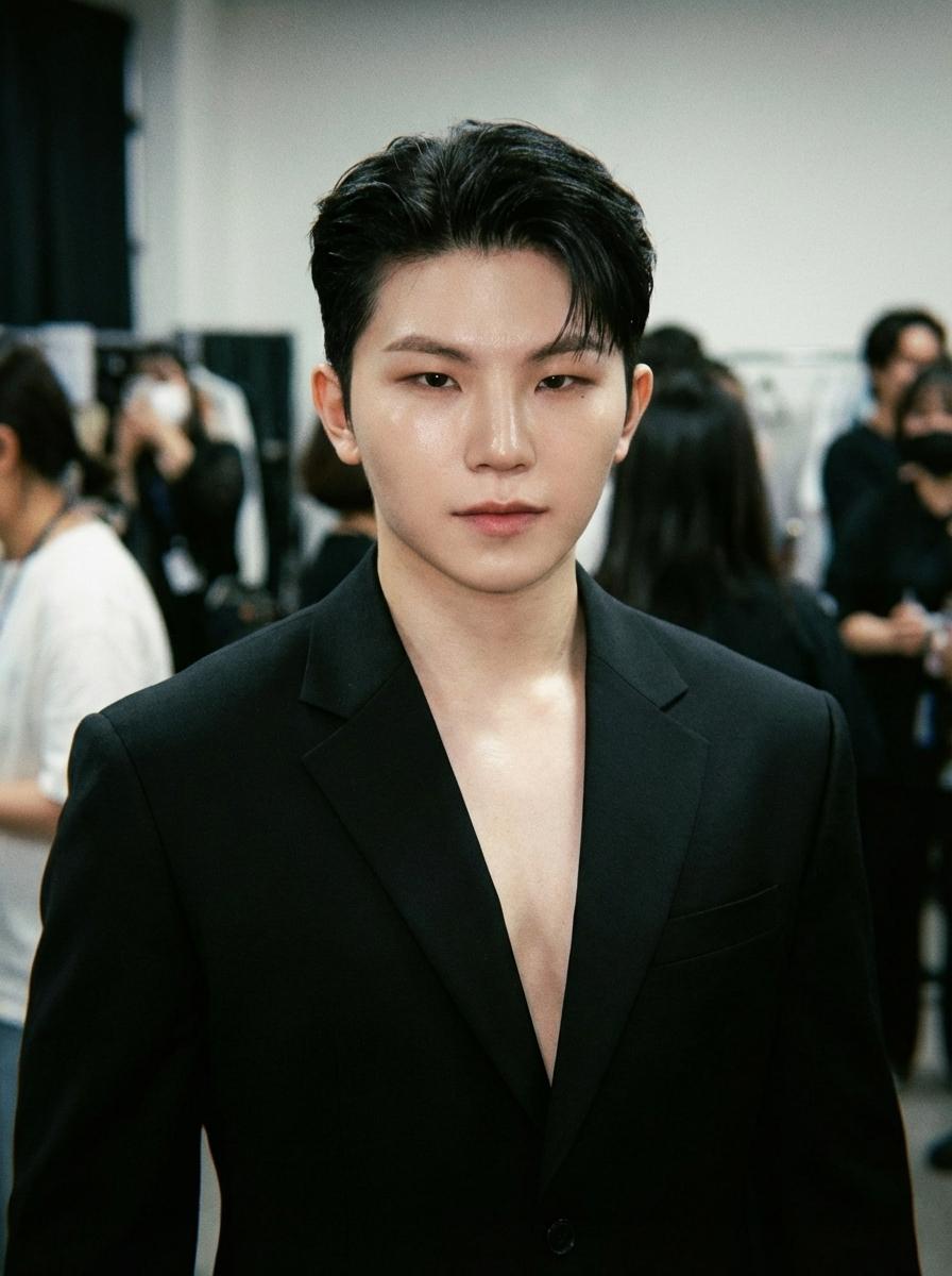 Woozi thumbnail