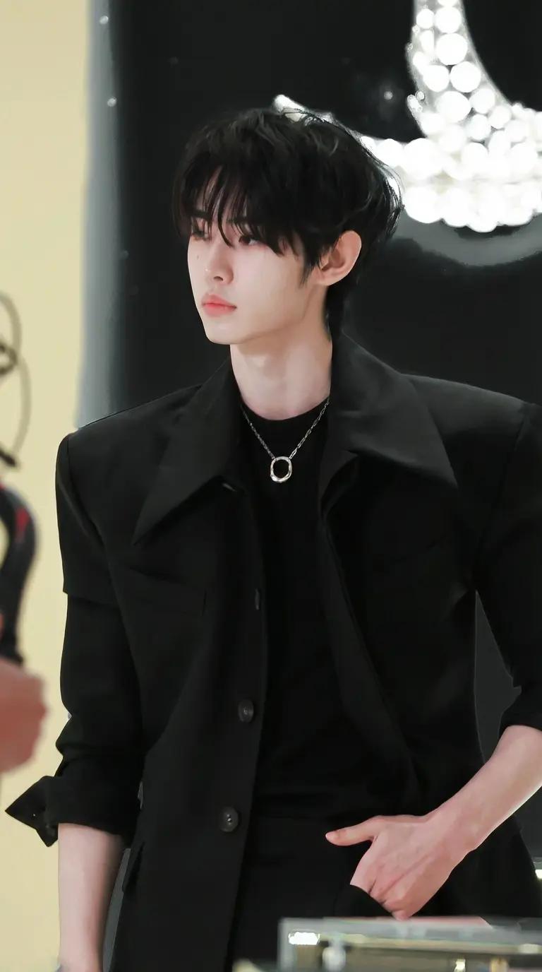 Park Sunghoon  thumbnail