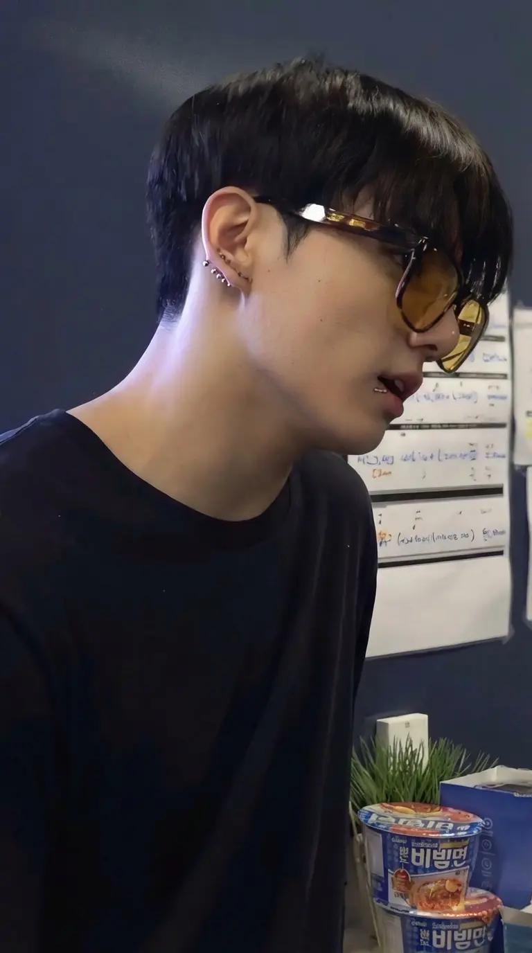 Jungkook thumbnail