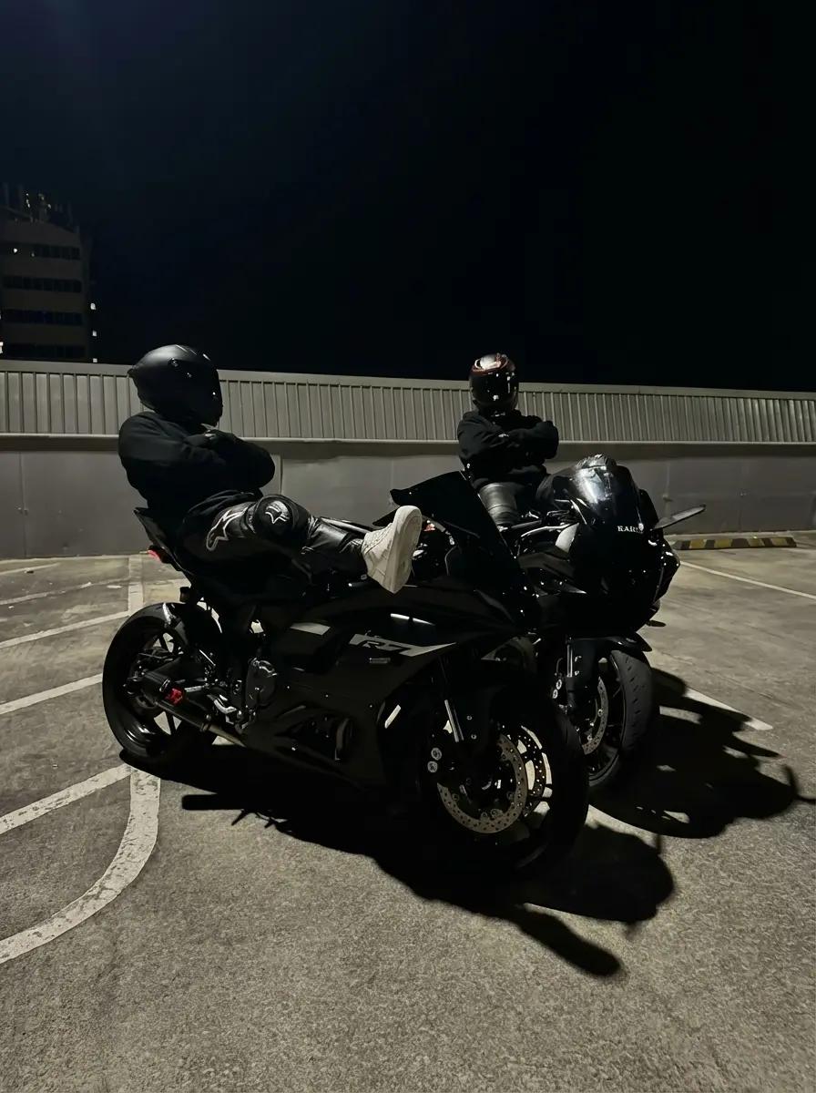 Motorcyclist (Kyo and Ash) thumbnail