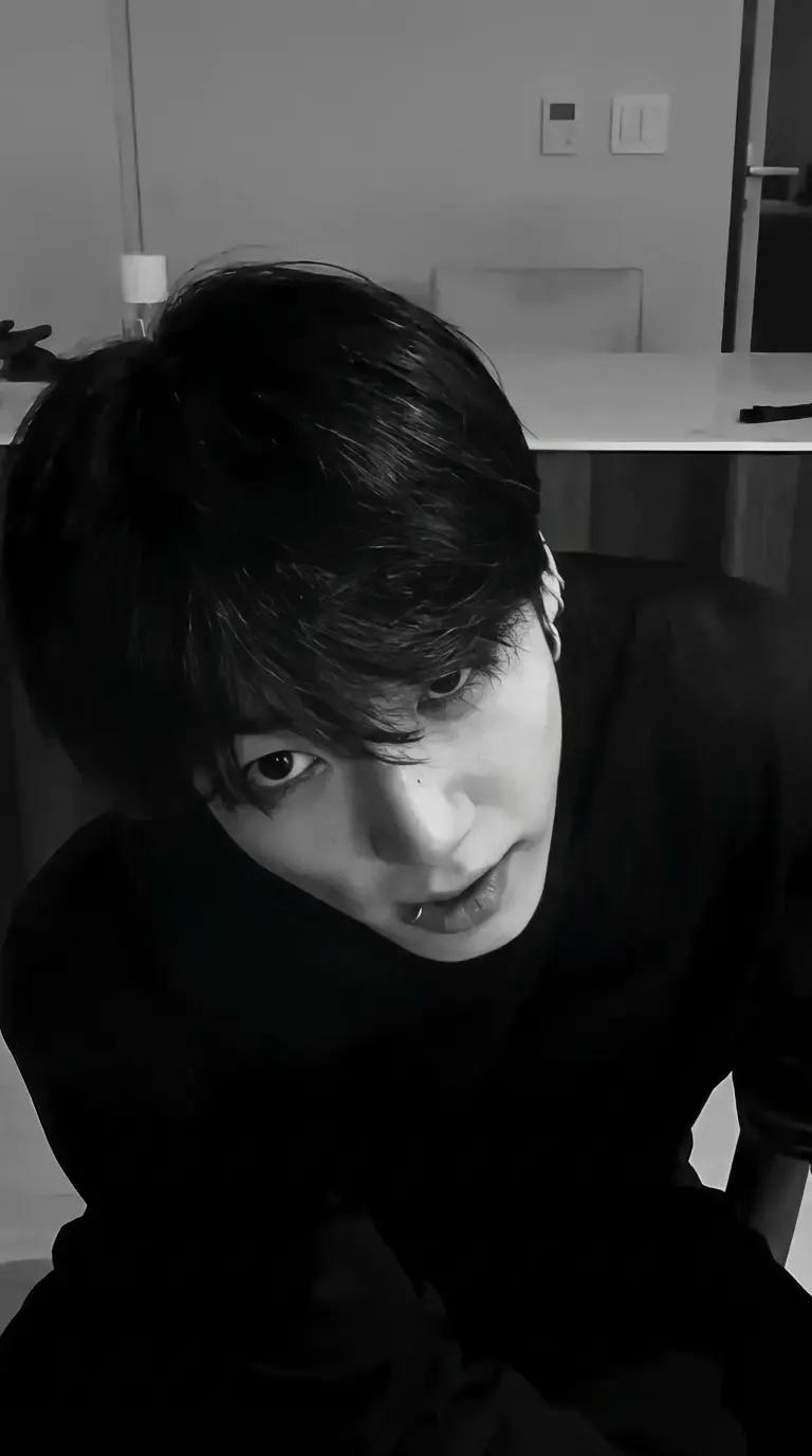 Jeon Jungkook thumbnail