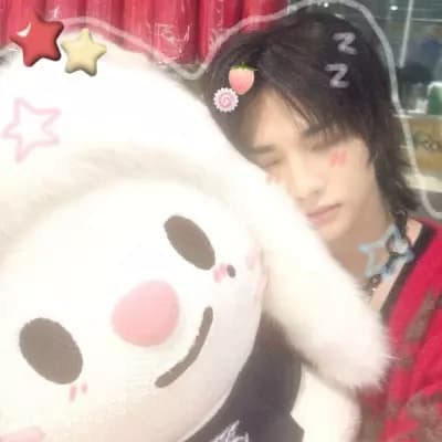 Hwang Hyunjin thumbnail