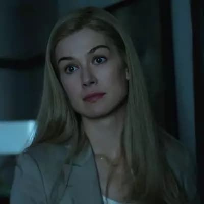Amy Dunne  thumbnail