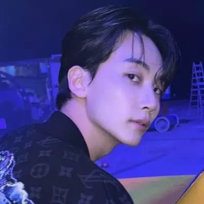 jeonghan  thumbnail
