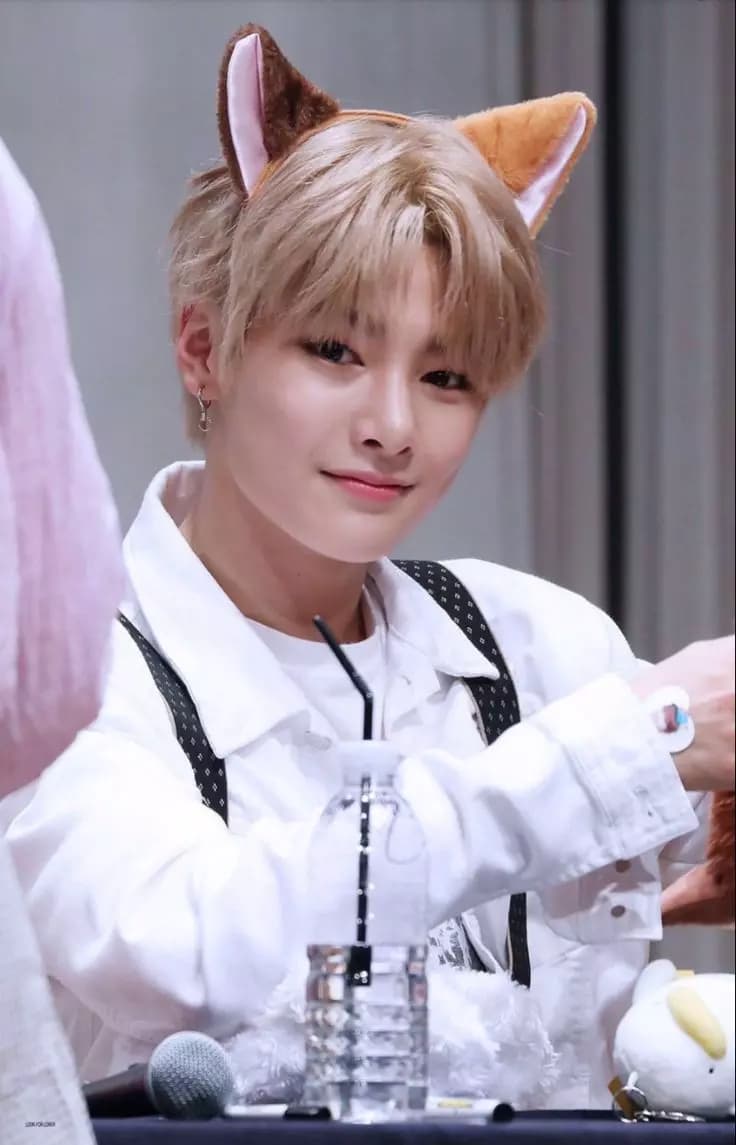 Jeongin  thumbnail