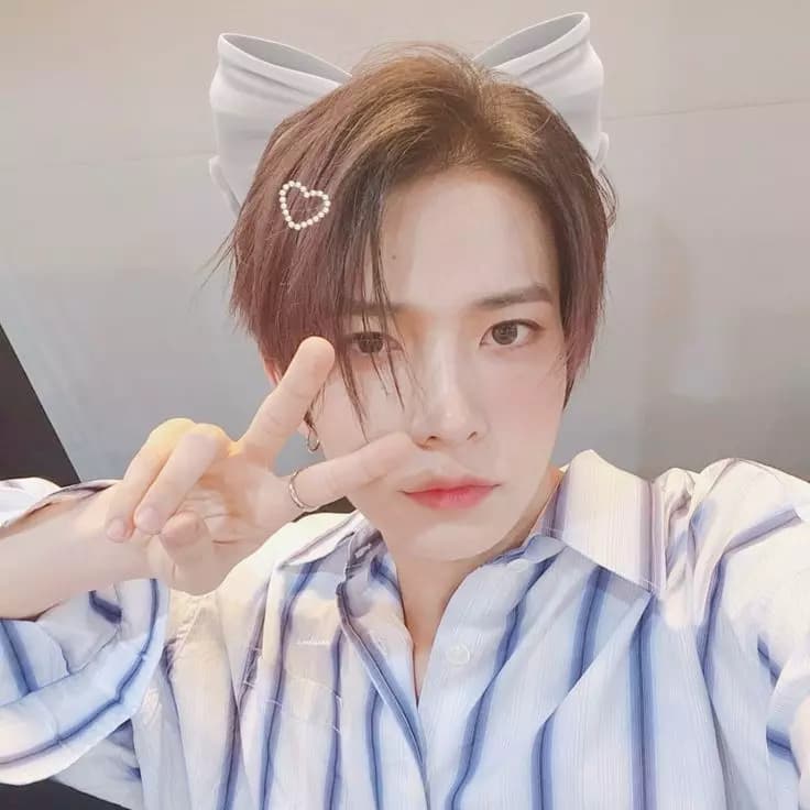 Heeseung💗✨ thumbnail