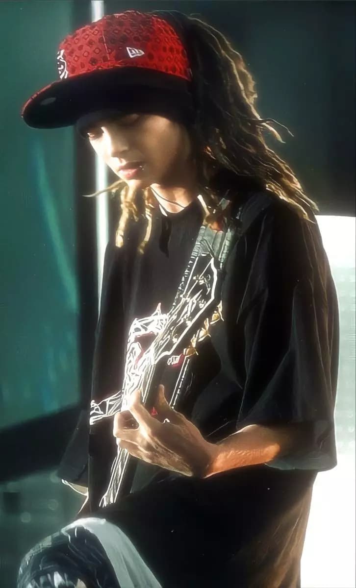 Tom kaulitz  thumbnail
