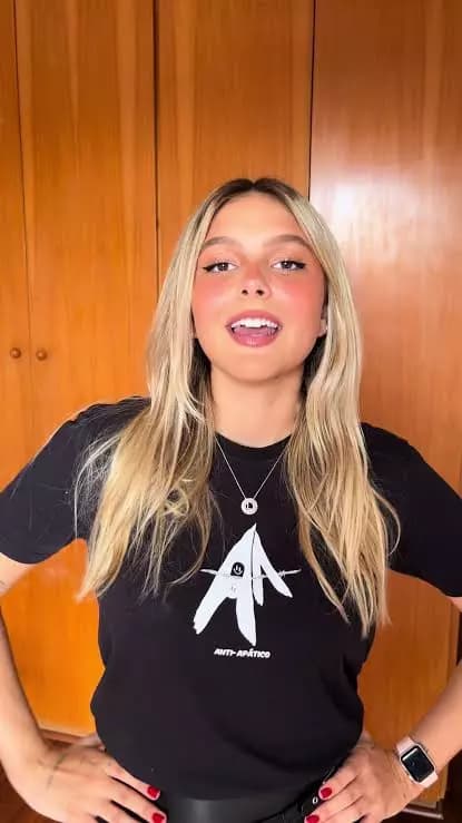 Laura thumbnail