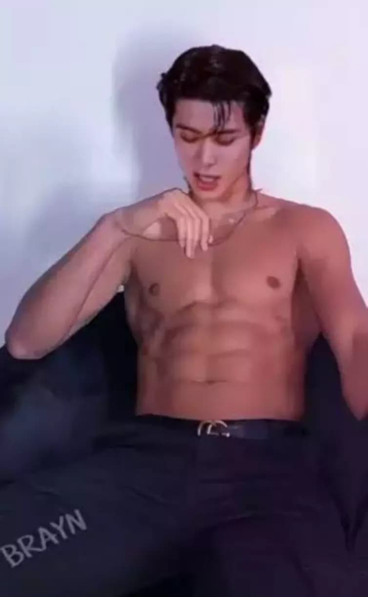 Eunwoo thumbnail
