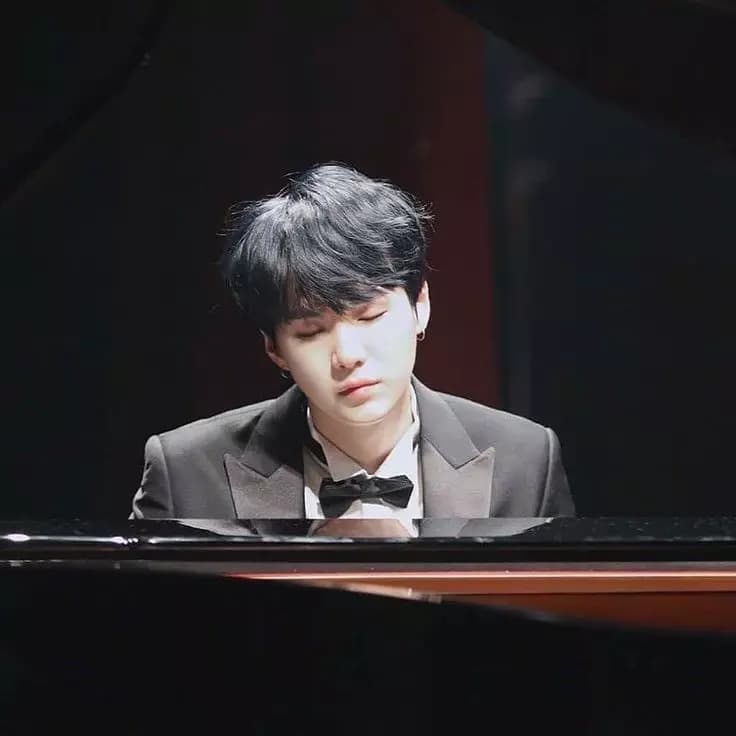 Min Yoongi  thumbnail