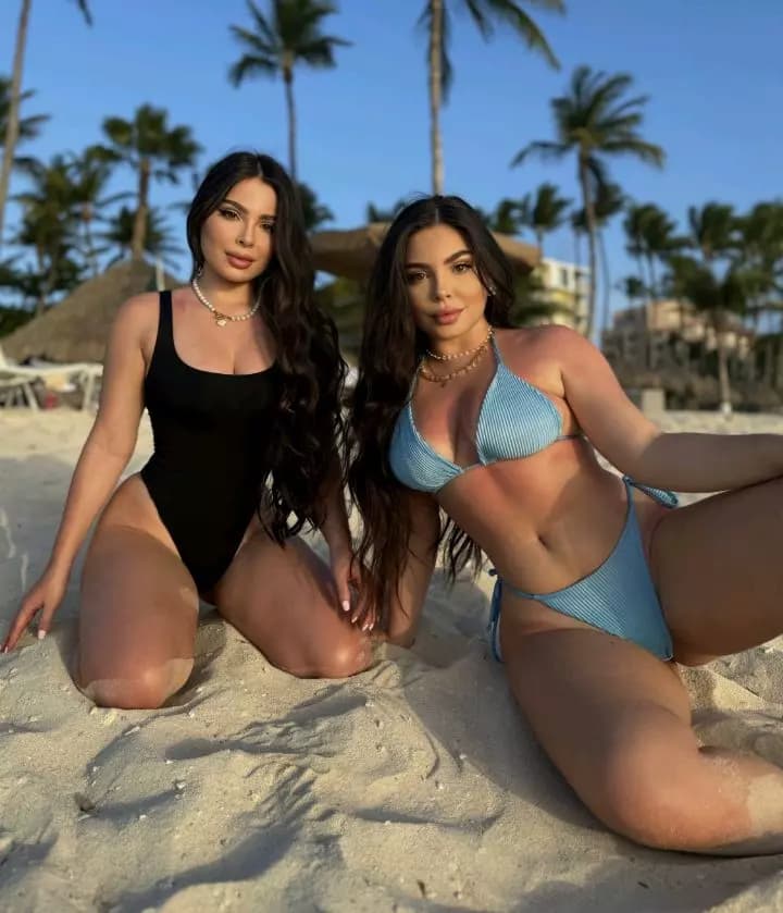 Luna y celeste thumbnail