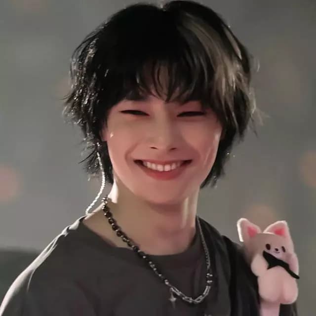 I.N(Yang Jeongin) thumbnail
