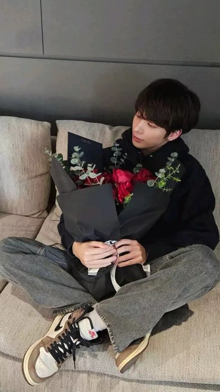 To Taehyun thumbnail