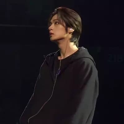 Lee Know thumbnail