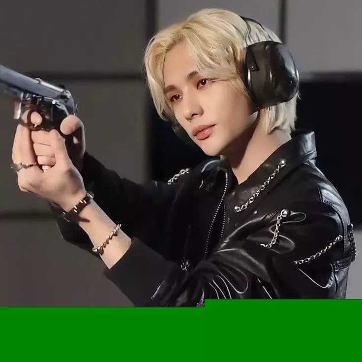 Hyunjin thumbnail