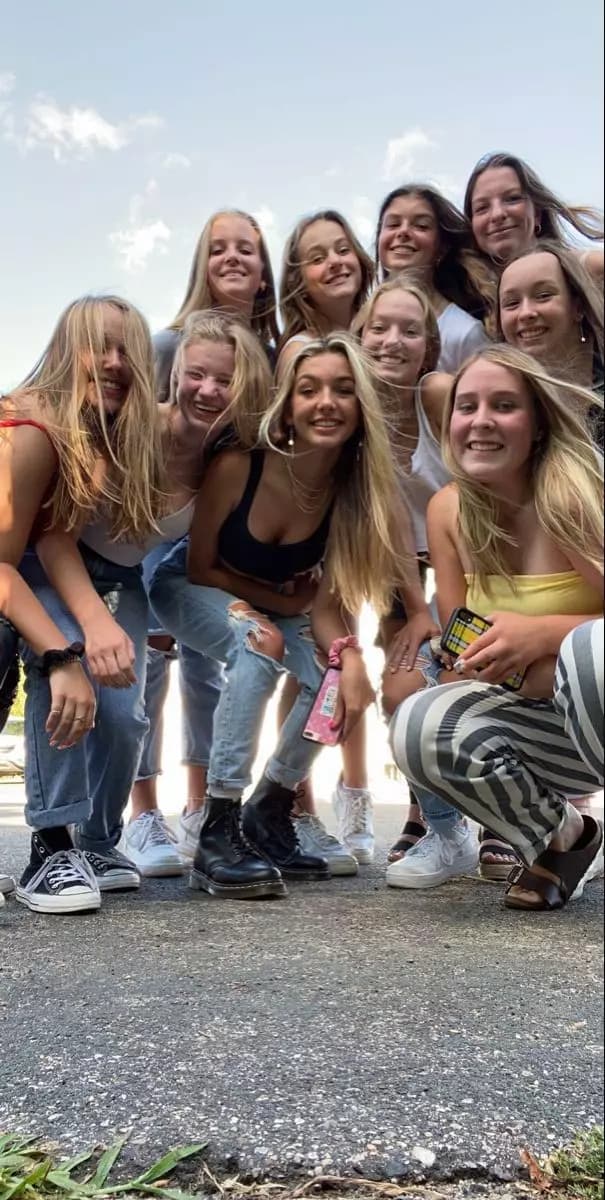 Group of 10 women thumbnail